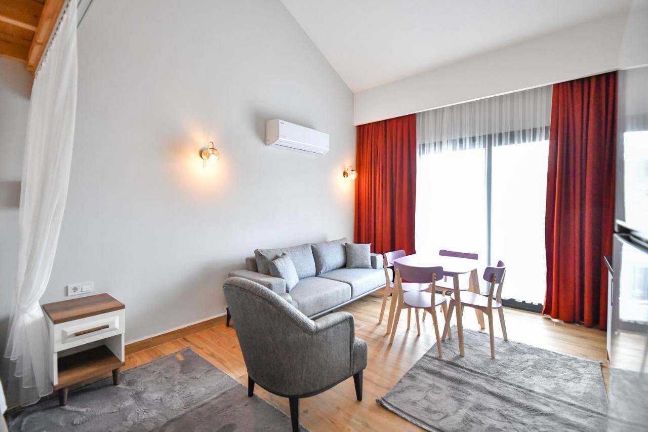 פאטהיה Red Moon Suites מראה חיצוני תמונה